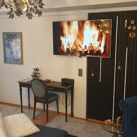Stilvolles Appartement Im Zentralen Schwabing - Innenstadt Мюнхен Екстериор снимка