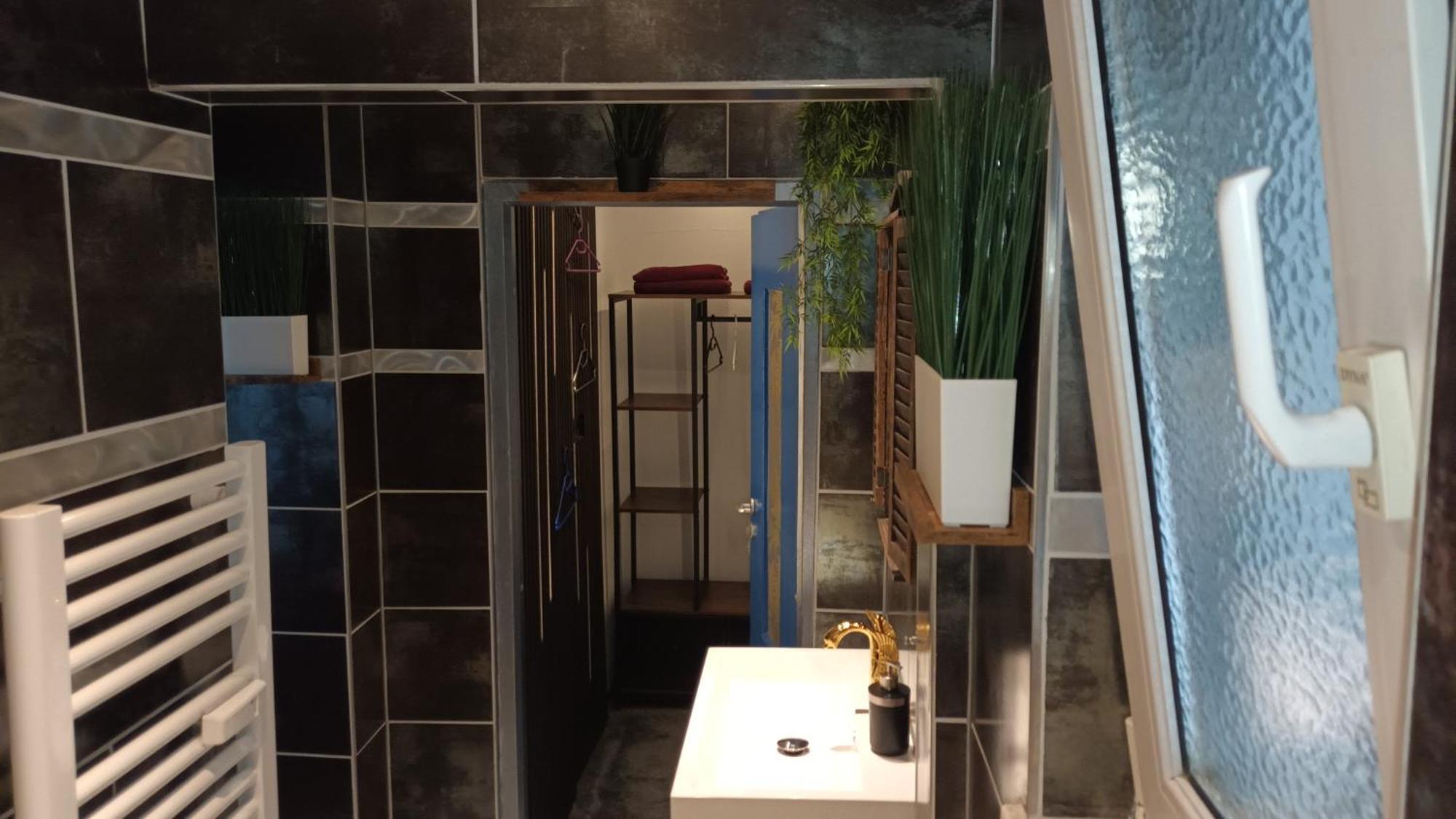 Stilvolles Appartement Im Zentralen Schwabing - Innenstadt Мюнхен Екстериор снимка
